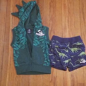 Jurrasic World vest and shorts 3T